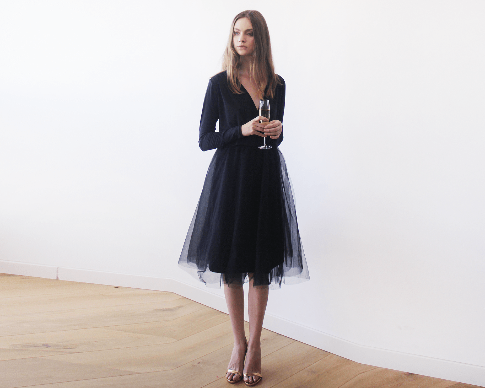 Black midi tulle dress with long ...