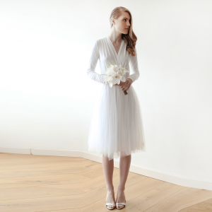 Ivory midi tulle dress with long sleeves