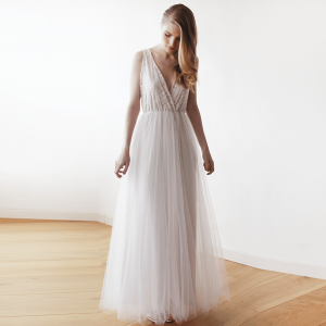 Maxi tulle and sequins wedding dress